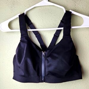 Victorias Secret Sports Bra Size 32DD